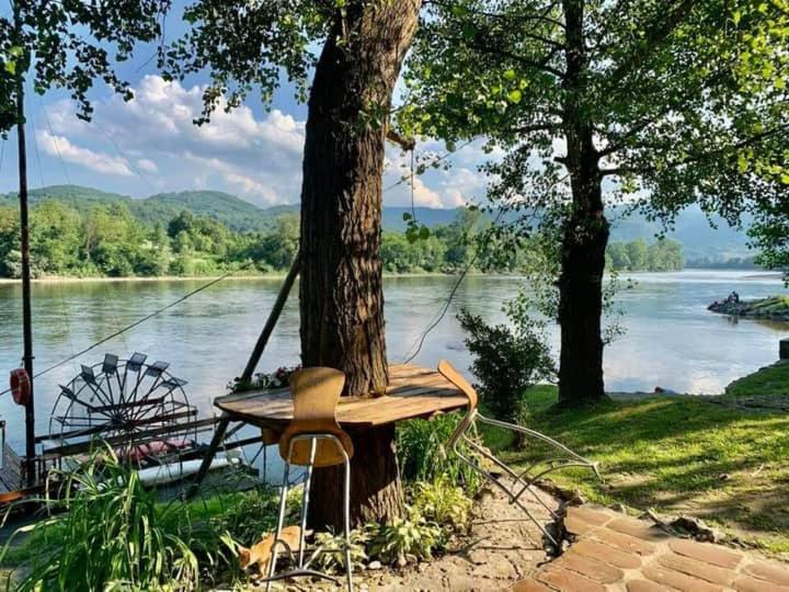 Apartman "Kapetana Luka" Ljubovija Buitenkant foto
