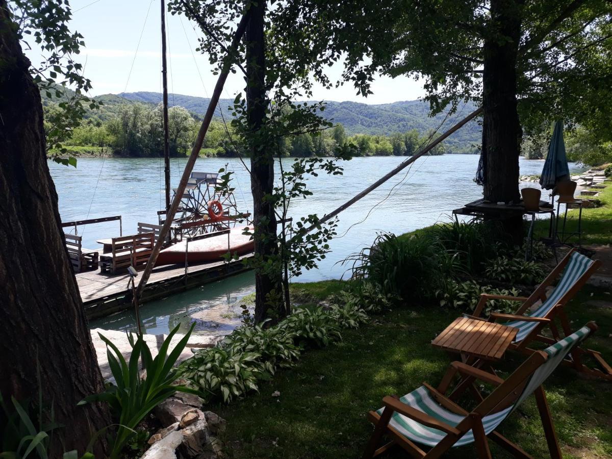 Apartman "Kapetana Luka" Ljubovija Buitenkant foto